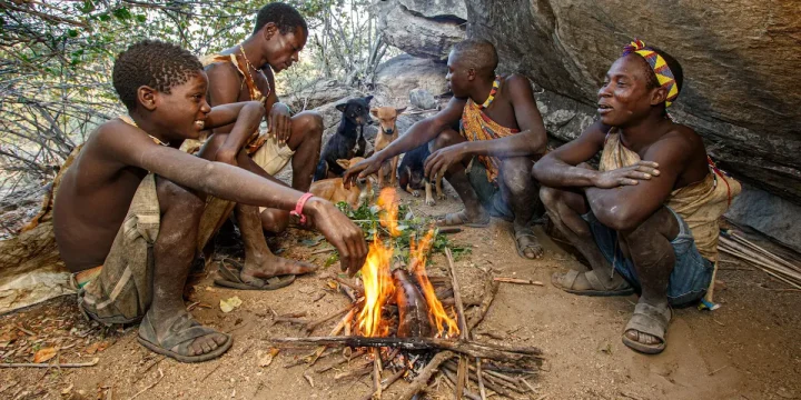 Hadzabe-Lake-Eyasi